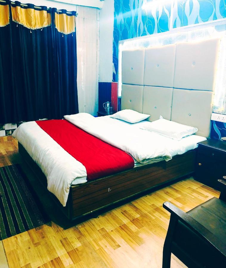 Hotel Holiday Plaza Dalhousie - Near Ghandhi Chowk Mall Road Exterior foto